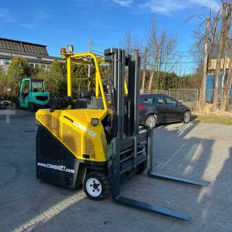 Négyutas targonca 2016  Combilift [UltraForklifts] CB3000 Triplex (7)