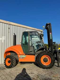 Fireveistruck 2018  Ausa [UltraForklifts] C300H 4x4 *Like New* Off Road // Kubota Engine // (4)