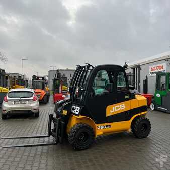 Skjutstativtruck 2017  JCB [UltraForklifts] TLT 35D 4x4 *1.930mh!!* (2)