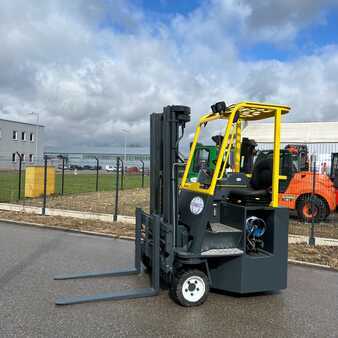 Négyutas targonca 2016  Combilift [UltraForklifts] CB3000 Triplex+Side shift+ Positioner (1)