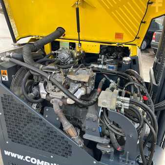 Négyutas targonca 2016  Combilift [UltraForklifts] CB3000 Triplex+Side shift+ Positioner (12)