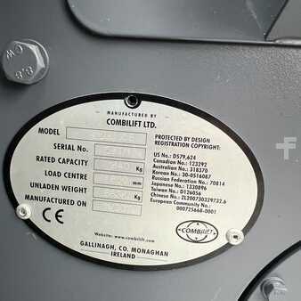 Vierwegestapler 2015  Combilift [UltraForklifts] CB2500 Triplex (14)