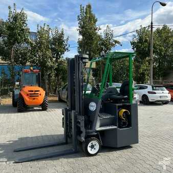 Vierwegestapler 2011  Combilift [UltraForklifts] CB2500 Triplex (4)