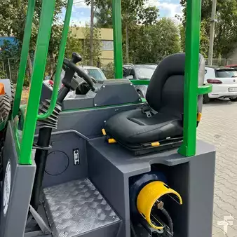 4-Vejs truck 2011  Combilift [DISCOUNT-SALE] CB2500 Triplex (12)