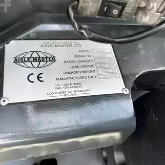 VZV pro práci v úzk.uličkách-retrakt 2016  Aisle Master [DISCOUNT-SALE] 20WH *Perfect Condition* (10)