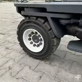 Carretilla de 4 vías 2002  Combilift [DISCOUNT-SALE] C4000 (9)