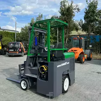 Four-way trucks 2011  Combilift [DISCOUNT-SALE] CB2500 Triplex (7)