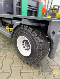 Chariots multidirectionnels 2016  Combilift [Discount - SALE] C5000 XL (2)