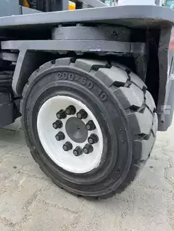 Fireveistruck 2011  Combilift [DISCOUNT-SALE] C4500 Wide Traverse (18)