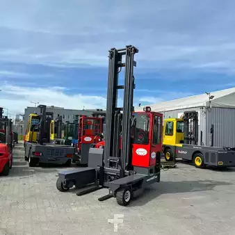 Wózki 4-kierunkowe 2005  Combilift [UltraForklifts] C4000  *9.3m Triplex (17)