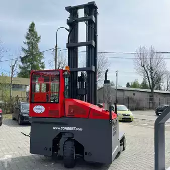 Wózki 4-kierunkowe 2005  Combilift [UltraForklifts] C4000  *9.3m Triplex (8)