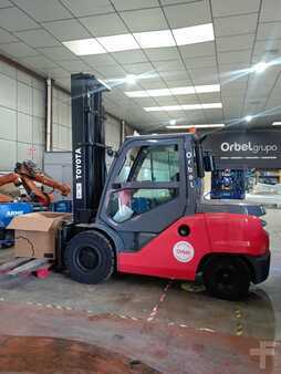 Diesel truck 2017  Toyota 40-8 FD50 (6)