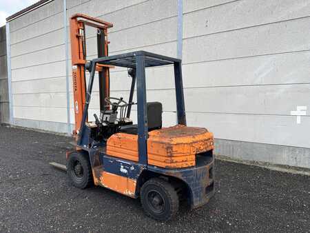 Diesel Forklifts - Toyota 5FDF25 (4)