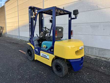 Diesel gaffeltruck 2004  Komatsu FD25T-14 (1)