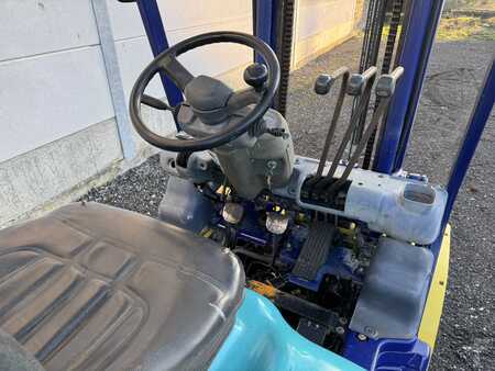 Diesel gaffeltruck 2004  Komatsu FD25T-14 (3)