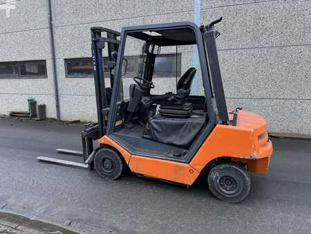 Dízel targoncák 2001  Still R70-30 (1)