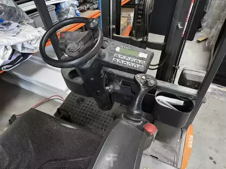 3-wiel elektrische heftrucks 2002  Still R20-18 (3)