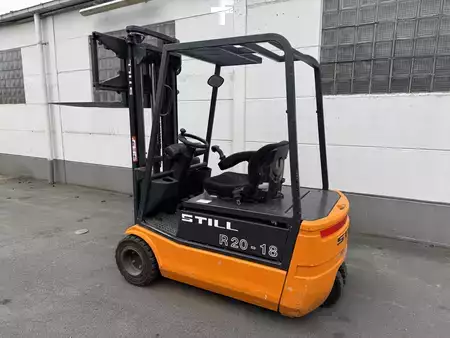 3-wiel elektrische heftrucks 2002  Still R20-18 (8)