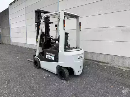 Elektromos 4 kerekű 2015  Unicarriers TX4-20 (1)