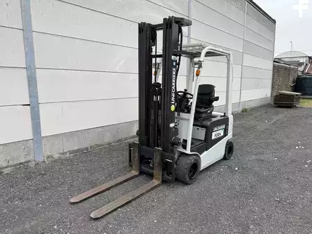Elektromos 4 kerekű 2015  Unicarriers TX4-20 (6)