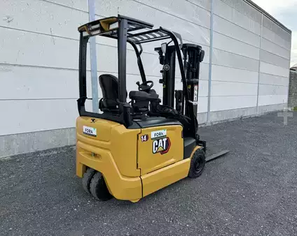 Elektro 3 Rad 2021  CAT Lift Trucks EP14ANT (1)