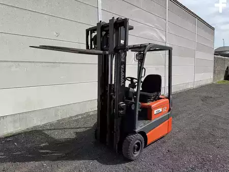 3-wiel elektrische heftrucks 2002  Toyota 6 FB12 (6)