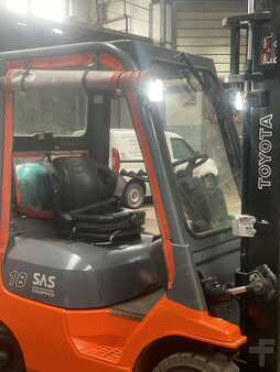 LPG Forklifts 2006  Toyota 42-7FGF18 (3)