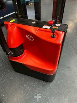 Stacker pedestre - EP Equipment ES15-15ES (3)