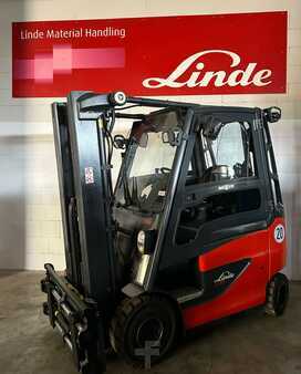 Elektro 4 Rad 2015  Linde Baureihe 387-00 Gabelstapler E20/E35L/E35HL (1)