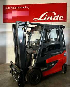 Elektro 4 Rad 2015 Linde Baureihe 387-00 Gabelstapler E20/E35L/E35HL (1)