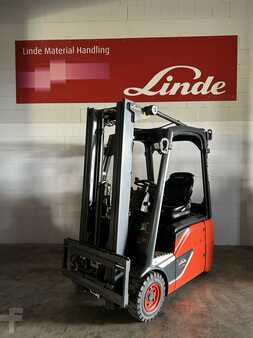 Elektro 3 Rad 2017  Linde Baureihe 386-02 Gabelstapler E12 bis E20 (1)