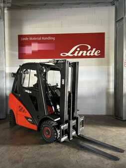 Elektro 4 Rad 2019  Linde Baureihe 392-02 Gabelstapler H20/H25 (1)