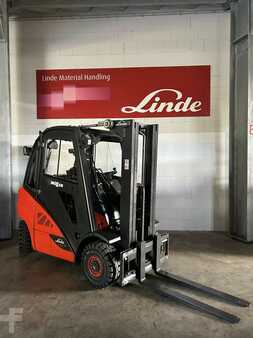 Elektro 4 Rad 2019 Linde Baureihe 392-02 Gabelstapler H20/H25 (1)