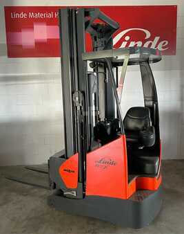 Schubmaststapler 2016 Linde Baureihe 116-03 Schubstapler R 14/16/17 X (1)