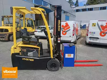 Elektro tříkolové VZV 2017  Hyster J1.5XNT SWB (1)