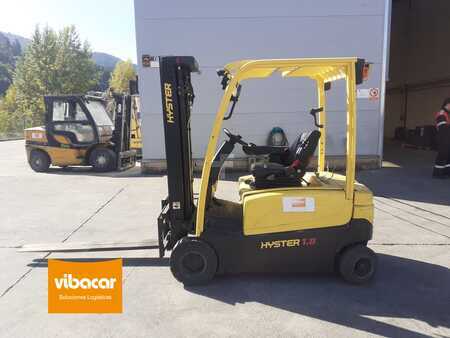 Eléctrica de 4 ruedas 2019  Hyster J1.8XN LWB (1)