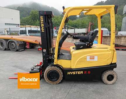 Elektro čtyřkolový VZV 2019  Hyster J2.5XN (2)