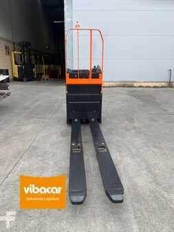 Apilador conductor incorporado 2021  Hyster RP2.0N (1)