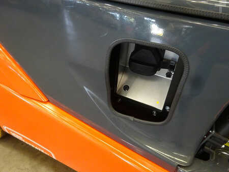 Elektro 4 Rad 2025  Toyota 8FBM20T (9)