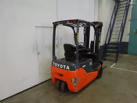 Elektrisk- 3 hjul 2013  Toyota 8FBET18 (5)