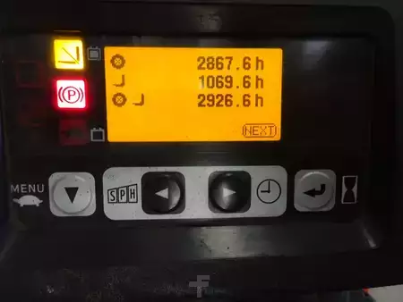 Elektrisk- 3 hjul 2013  Toyota 8FBET18 (7)