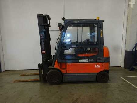El Truck - 4-hjul 2009  Toyota 7FBMF35 (1)