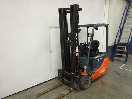 Sähkö - 3 pyör 2012  Toyota 8FBET16 (2)