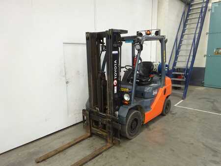 LPG VZV 2018  Toyota 02-8FGF25 (2)