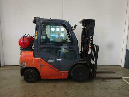 LPG Forklifts 2018  Toyota 02-8FGF25 (3)