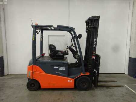 Elektro čtyřkolový VZV 2020  Toyota 8FBMT25 (4)