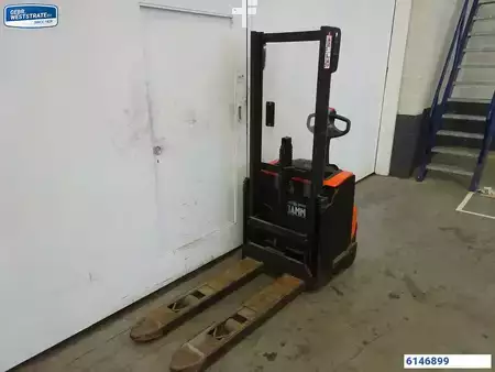 Hochhubwagen 2011  Toyota SWE100 (2)