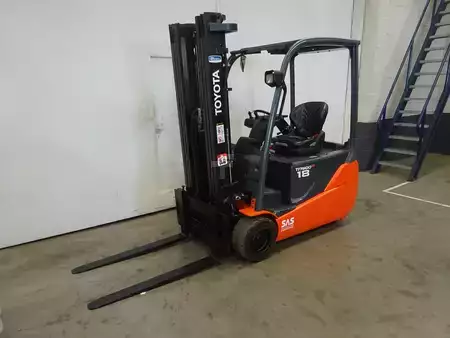 Elektro 3 Rad 2015  Toyota 8FBET18 (2)