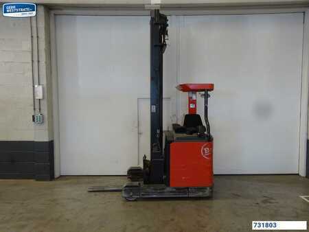 Chariots à mât rétractable 2005  Toyota RR B3 (1)