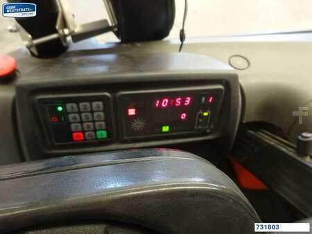 Chariots à mât rétractable 2005  Toyota RR B3 (6)